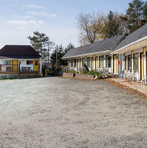 Highland Court Motel Хантсвилл Экстерьер фото